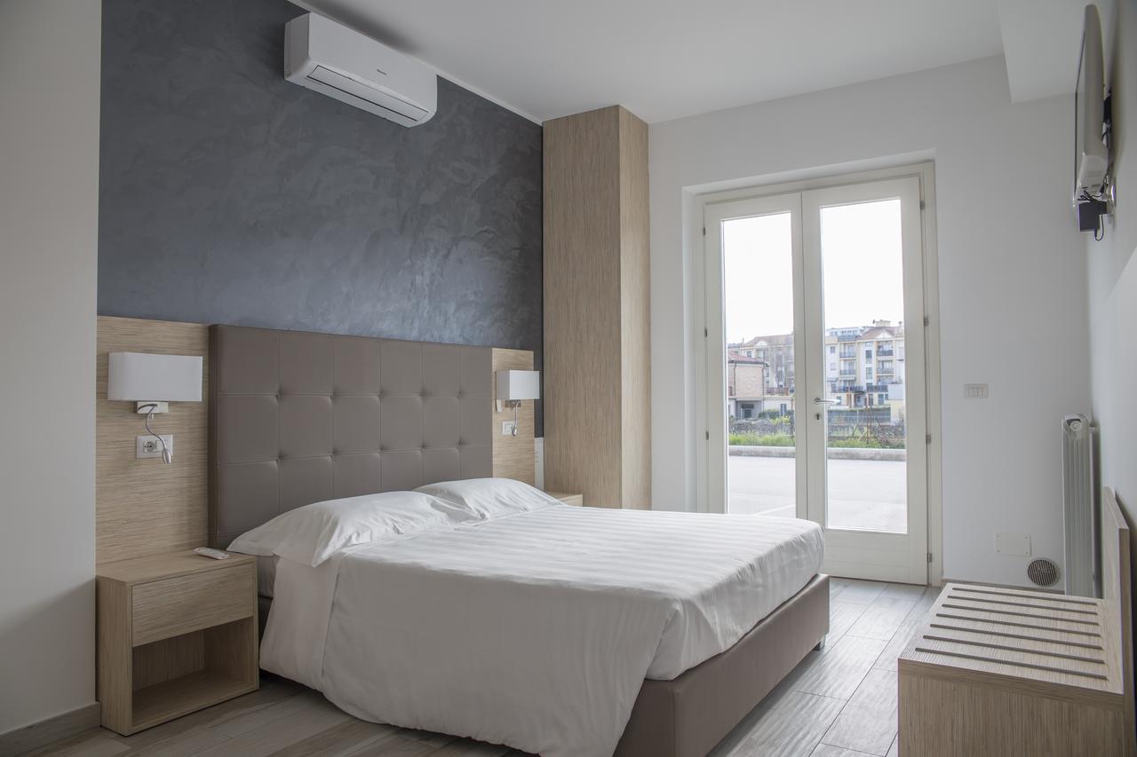 Rooms A Due Passi Dal Mare Porto Recanati Bagian luar foto