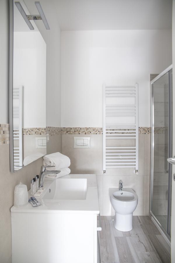 Rooms A Due Passi Dal Mare Porto Recanati Bagian luar foto